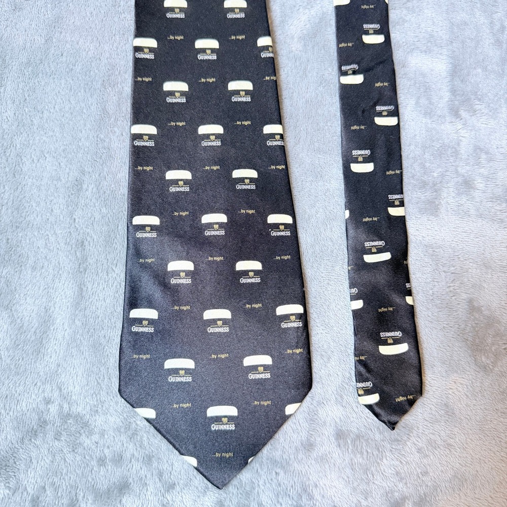 Guinness Official Merchandise Mens Black Silk Pint by Night Brewery Novelty Tie